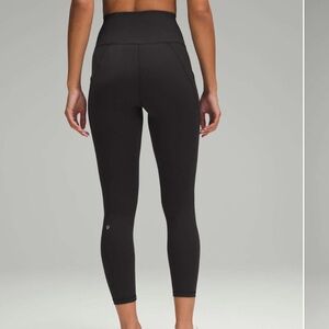 Lululemon Wunder Train High-Rise Tight with Pockets 25"
Black W5GJ4S